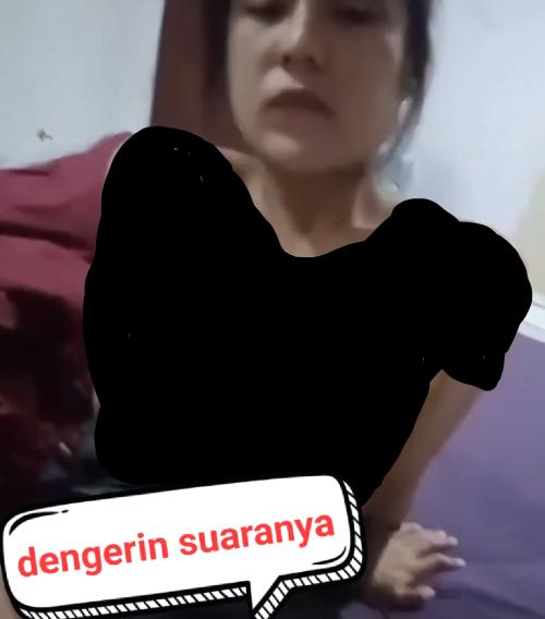 Dengerin suara nya