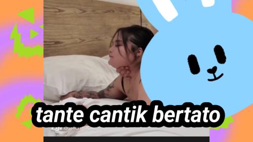 Tante cantik bertatto
