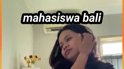 Mahasiswa bali