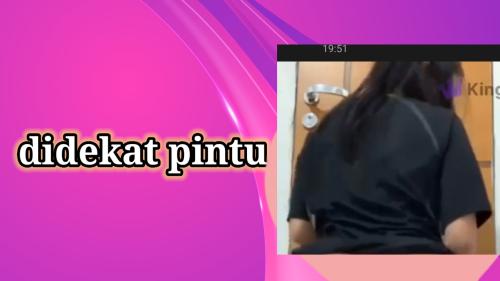 Didekat pintu