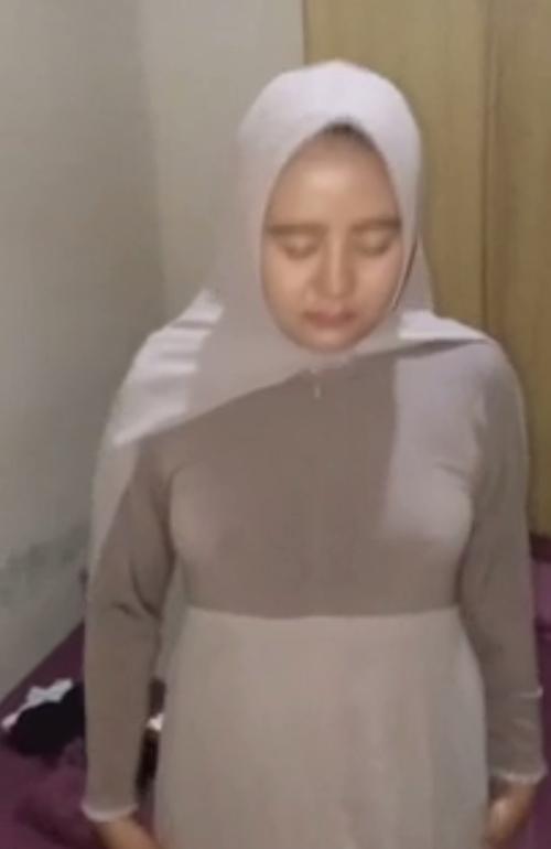 Puasin bibi yang lagi pengen 