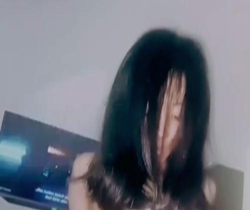 Mulus putih cantik bangett cewenya