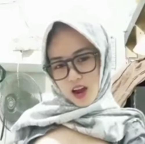 Jilbab mulus 